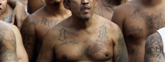 Moč Svetega Duha spreobrača člane tolp v San Salvadorju