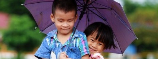 Biblija in otroci: Kako je Jezus ravnal z otroki in kako naj tudi mi